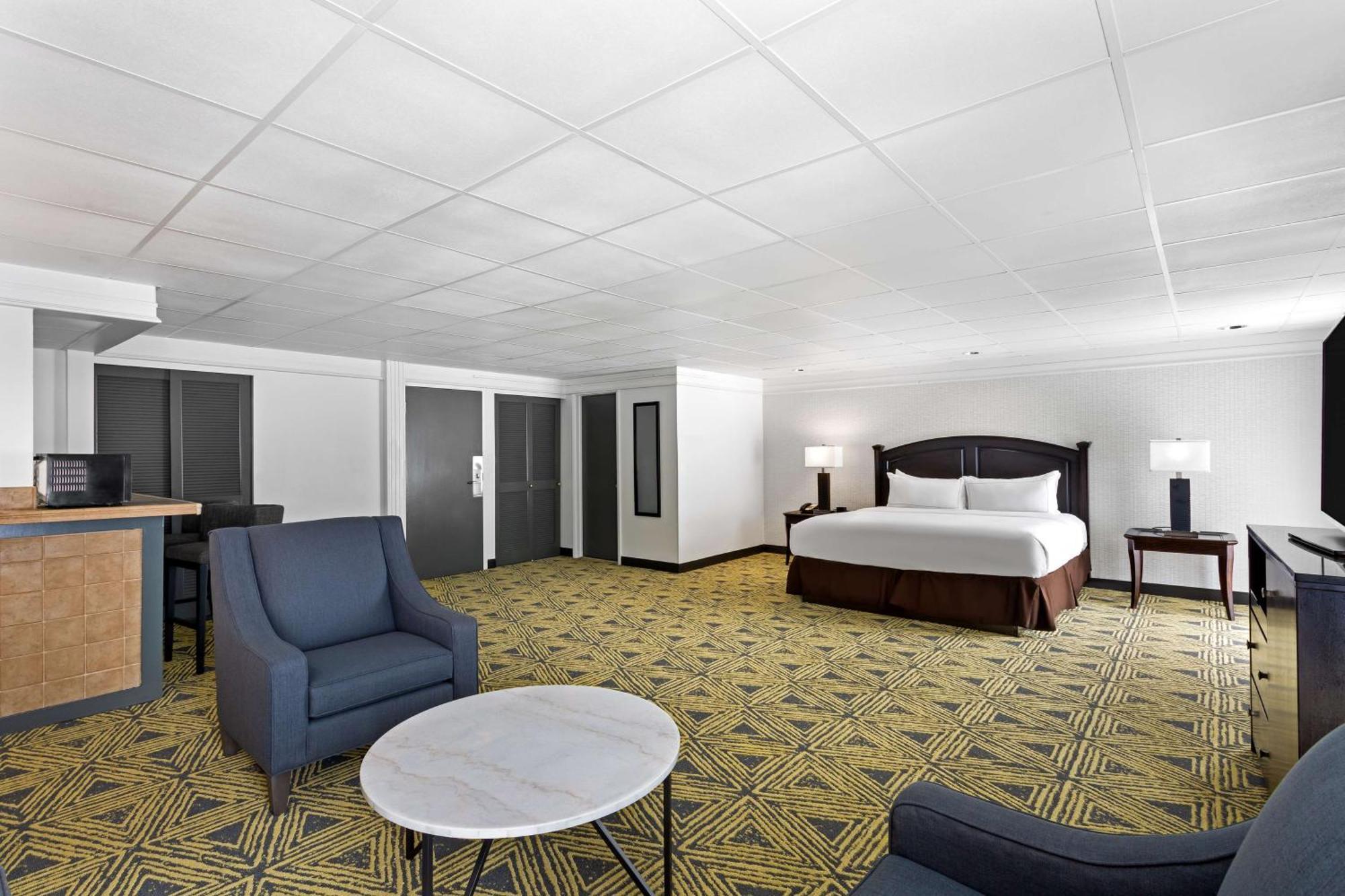 Doubletree By Hilton Meadow Lands Casino Area Washington