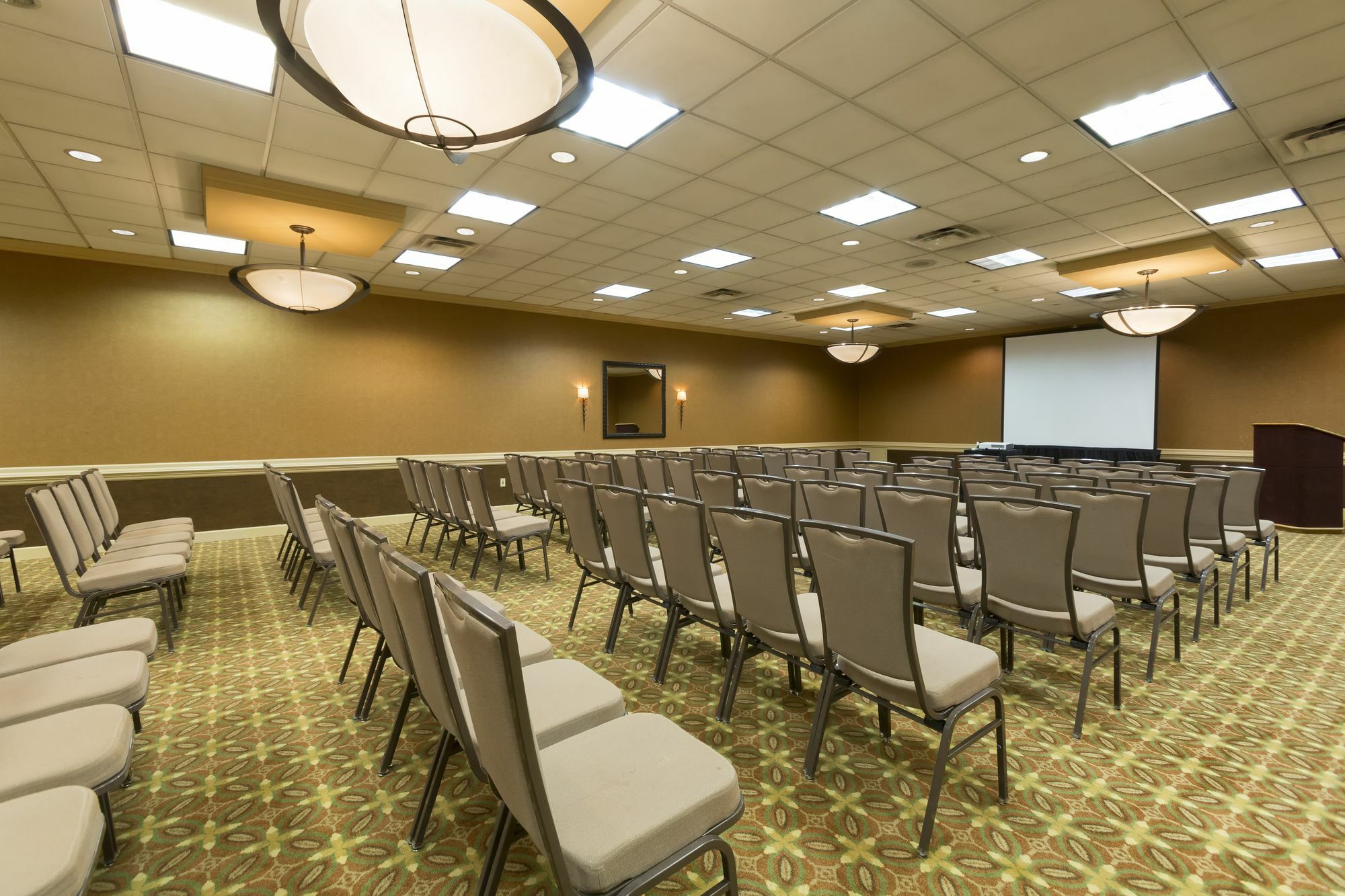 Doubletree By Hilton Meadow Lands Casino Area