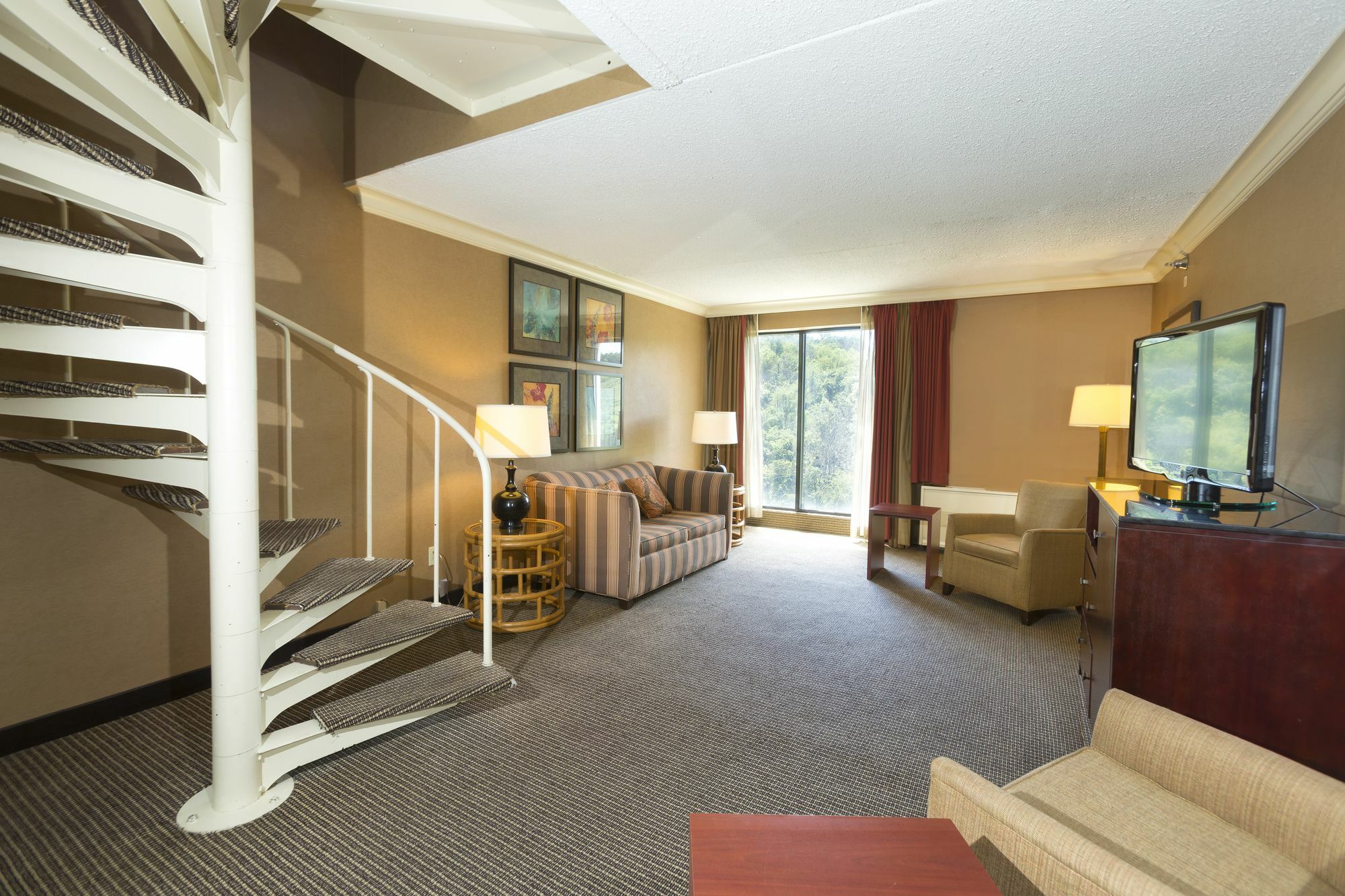 Doubletree By Hilton Meadow Lands Casino Area Hotel Washington